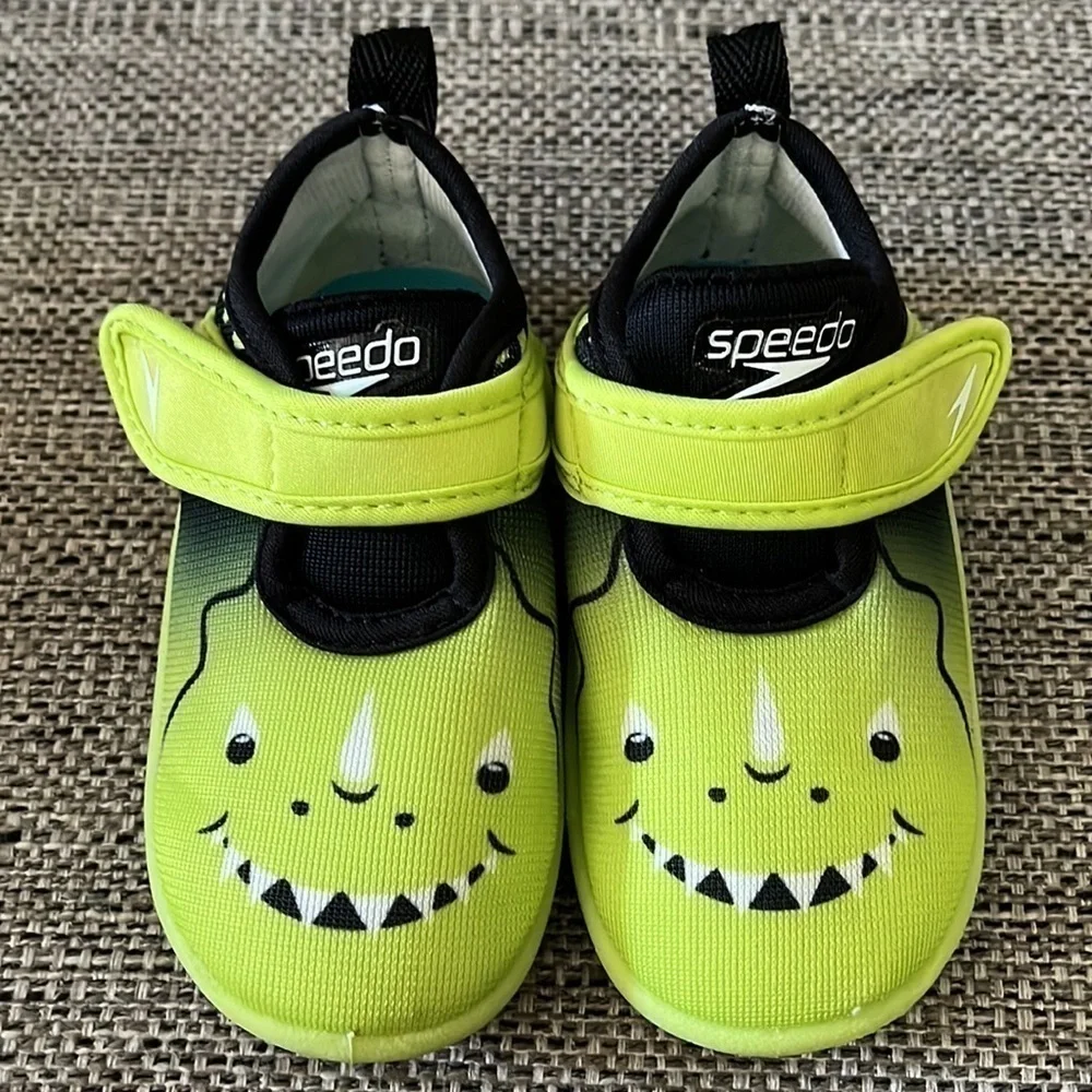 SPEEDO, dinosaur water shoes, slippers, size 5-6